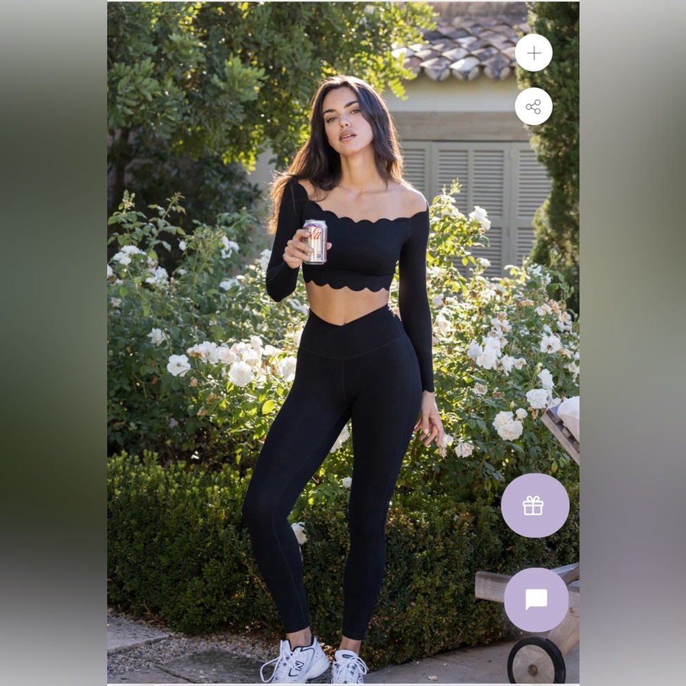WISKII V-Leggings – Size M